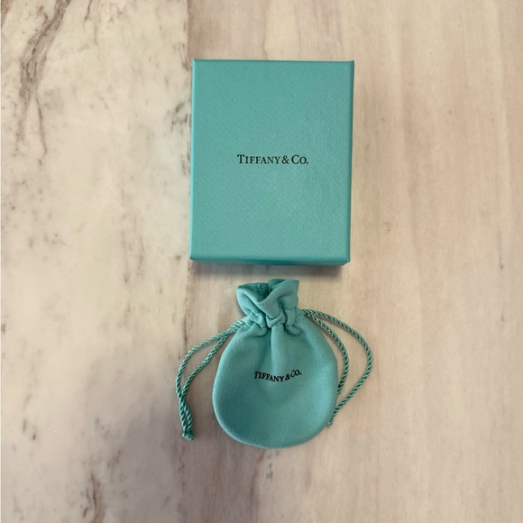 Tiffany & Co. Return to Tiffany Red Double Heart Tag Pendant - Picture 14 of 15